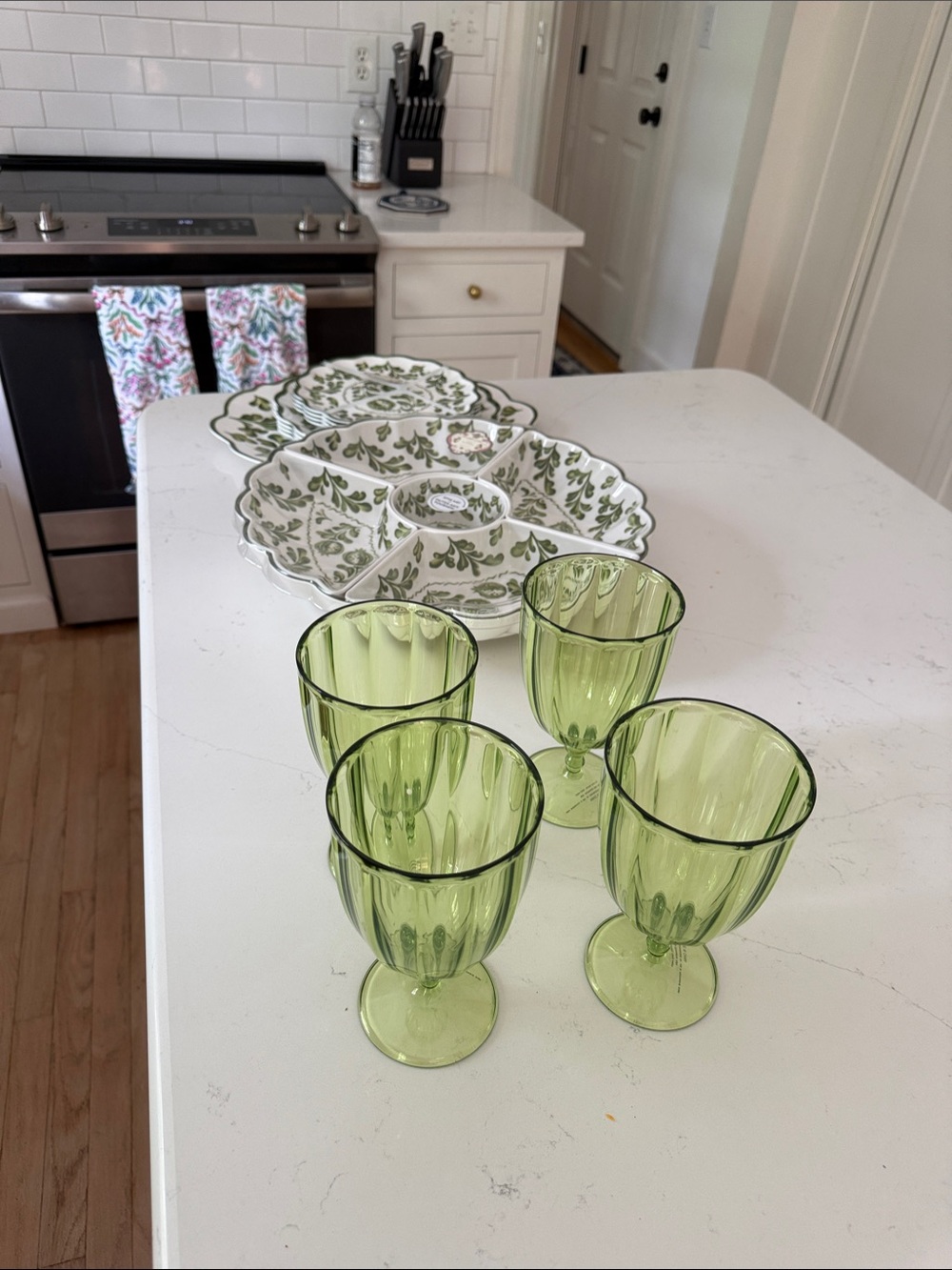Shabby Chic Light Green Ribbed Goblet Set of 4